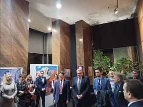 Ankara'da Rus sanatçıların sergisinin açılışı hakkında Ankara'da Rus sanatçıların sergisinin açılışı hakkında